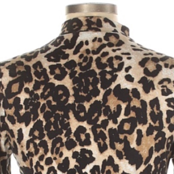 Gaze L tan animal print asymmetrical stretch top - Picture 7 of 12